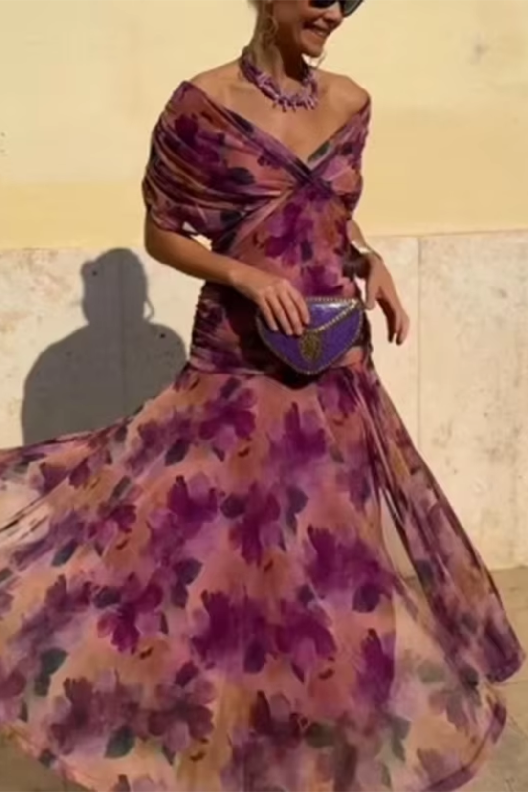 Robe Maxi de Fête Élégante à Col V