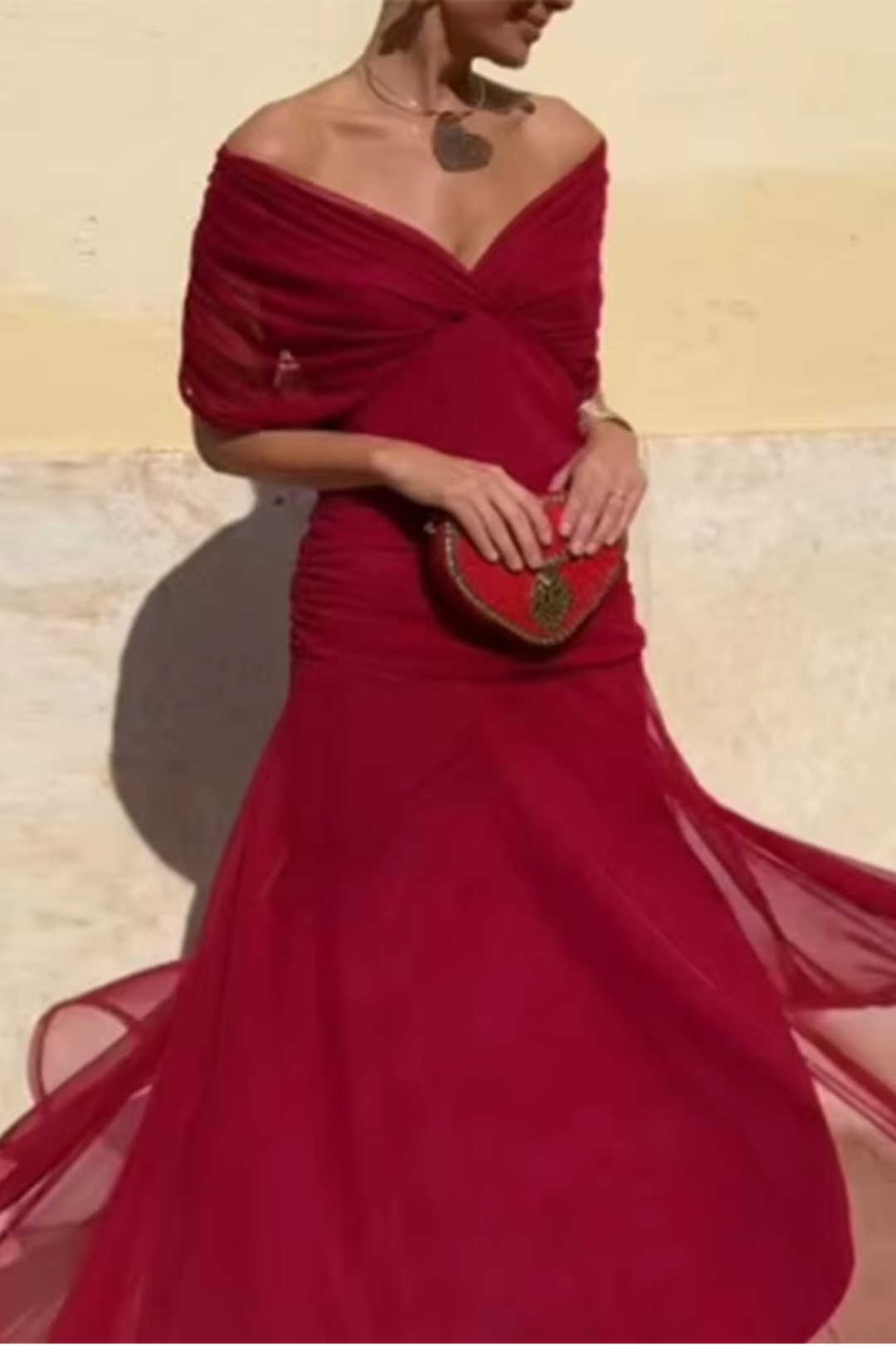 Robe Maxi de Fête Élégante à Col V