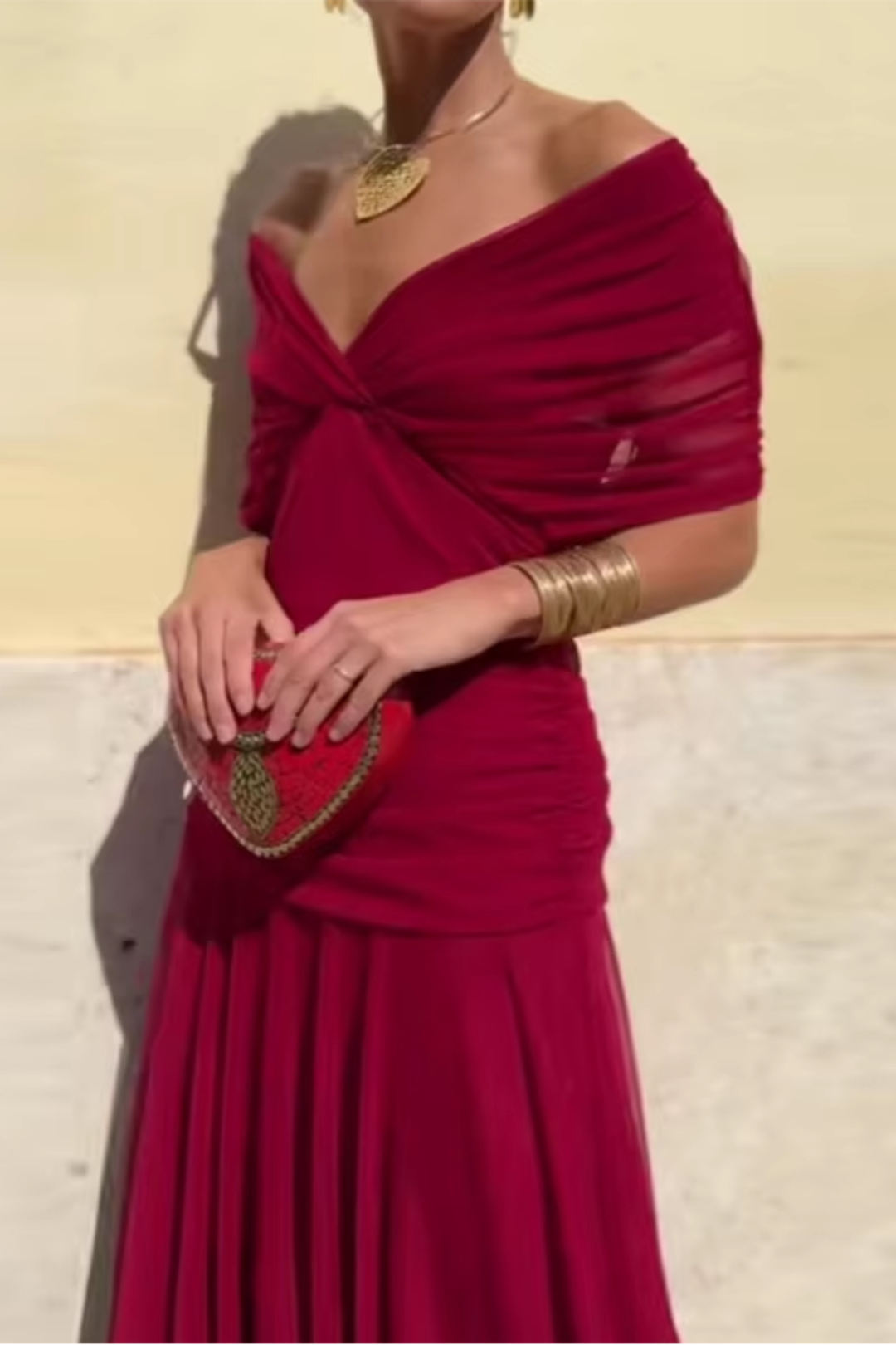 Robe Maxi de Fête Élégante à Col V