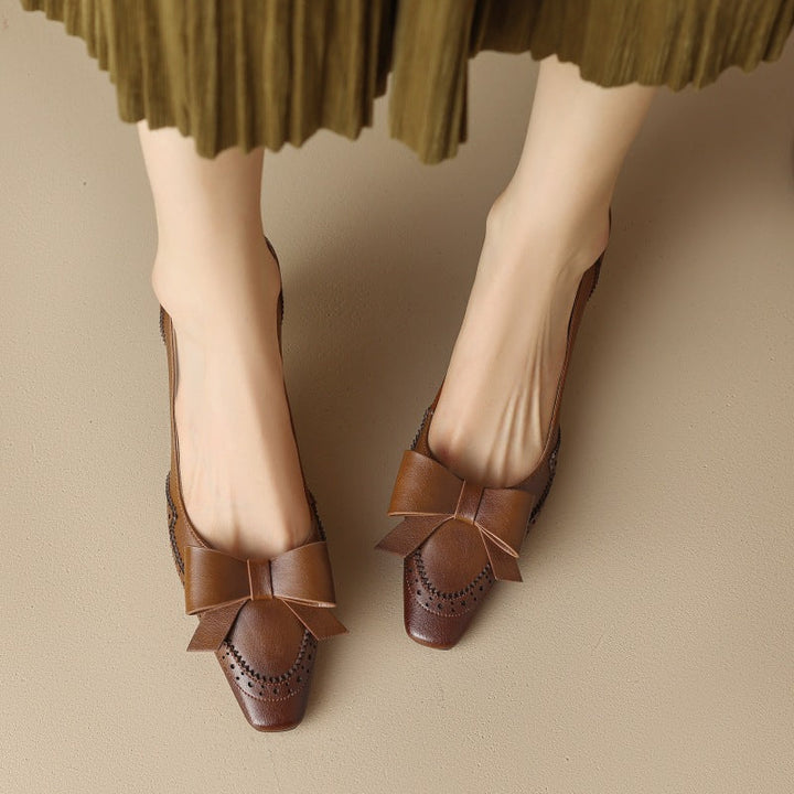 Célora Pompes en Cuir avec Ruban
