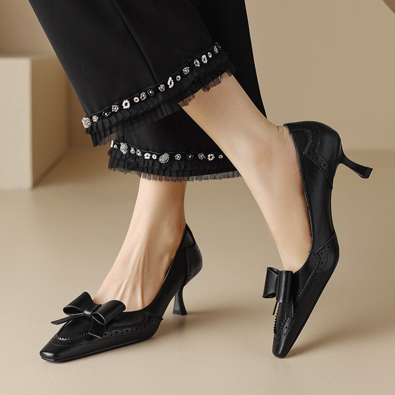 Célora Pompes en Cuir avec Ruban