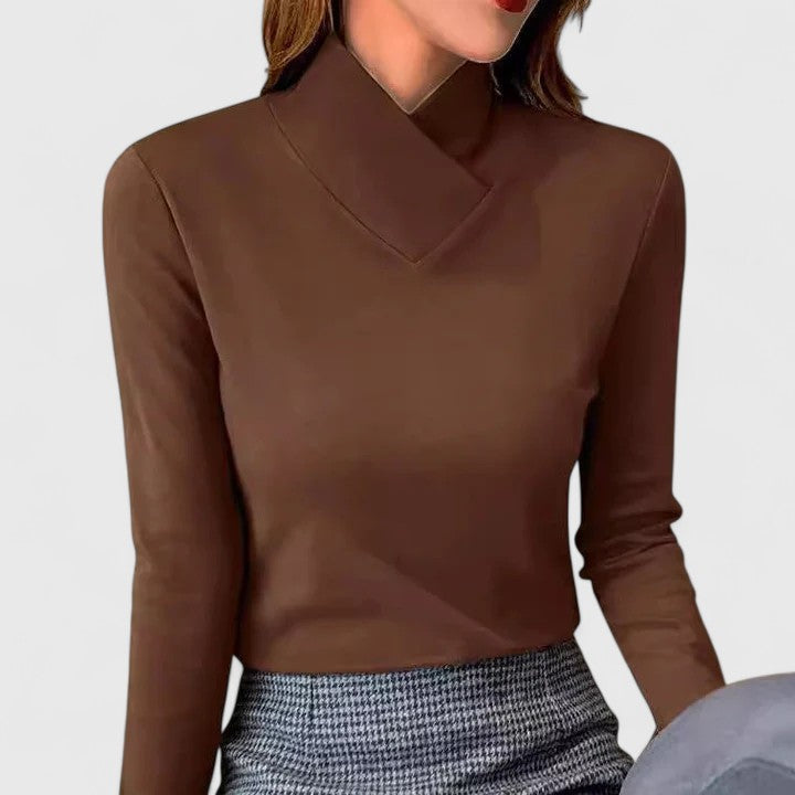 Claire | Col Roulé Élégant