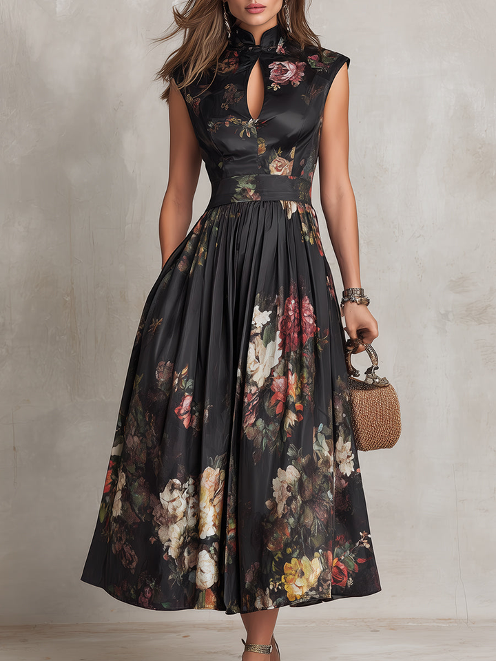 Violetta - Robe Midi Noire en Satin Plissé avec Motif Floral et Encolure en Trou de Serrure