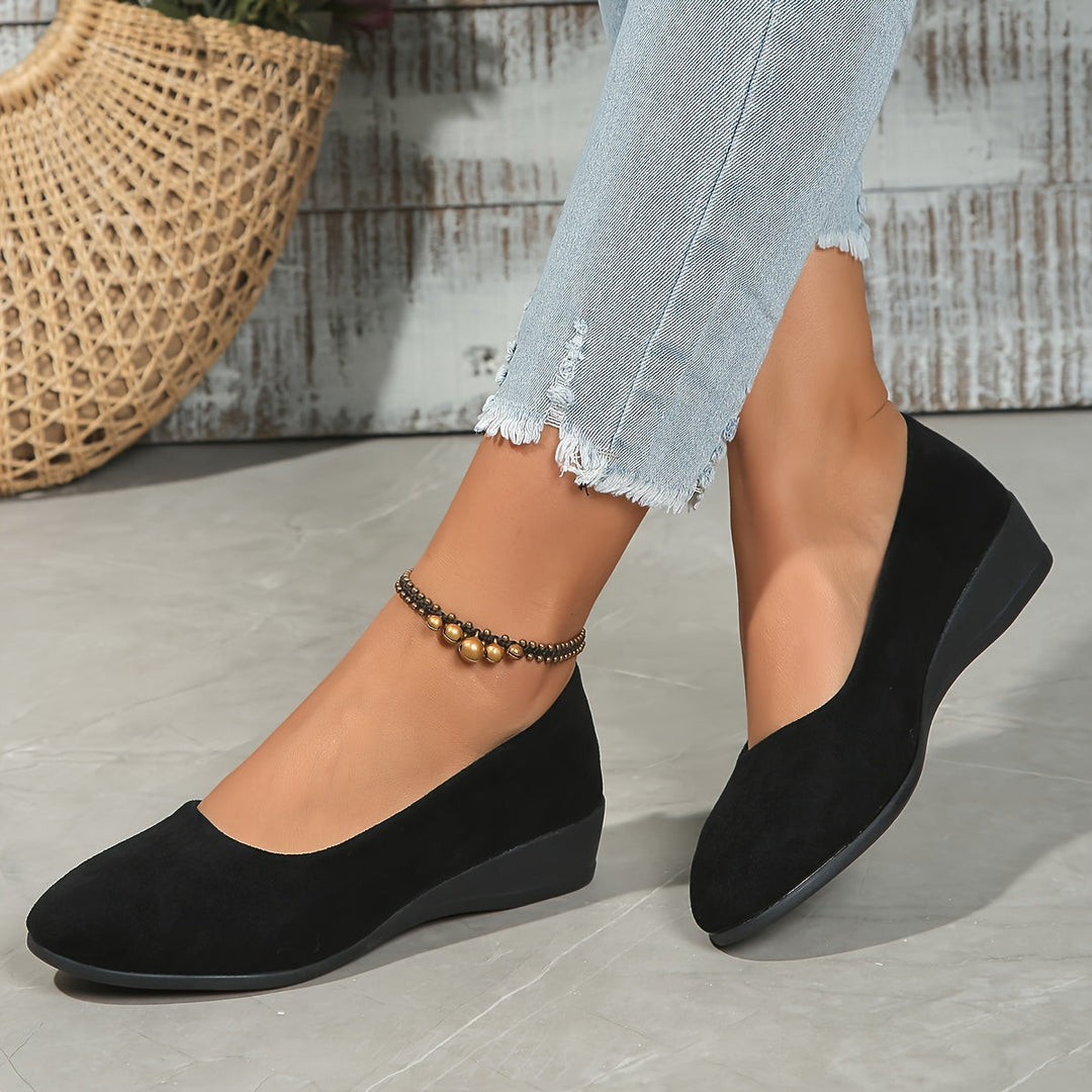 Aurelia | Klasyczne buty na koturnie
